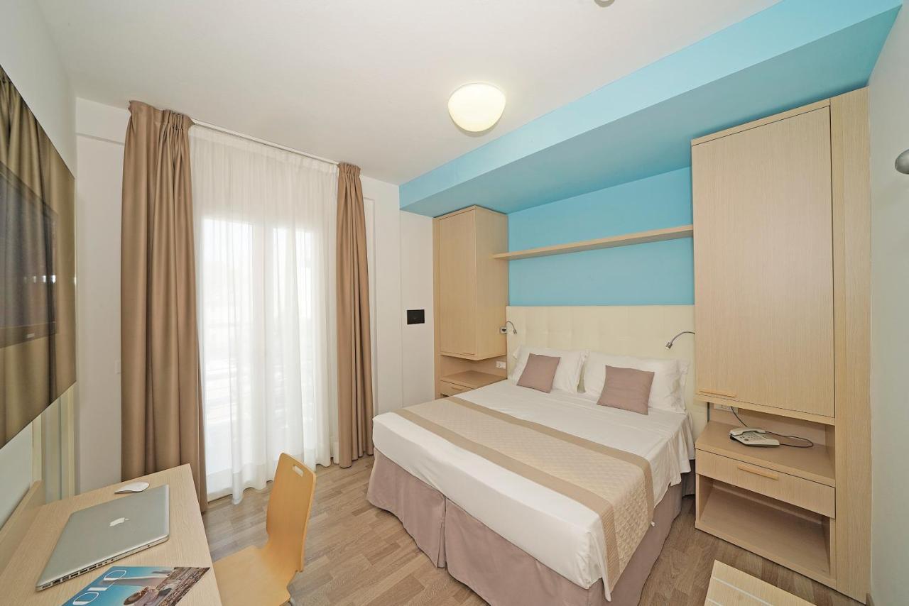 Hotel Strand A Frontemare Jesolo Extérieur photo